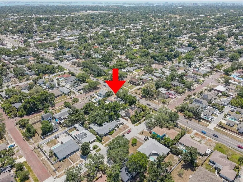 325 49th Street N St Petersburg FL 33710