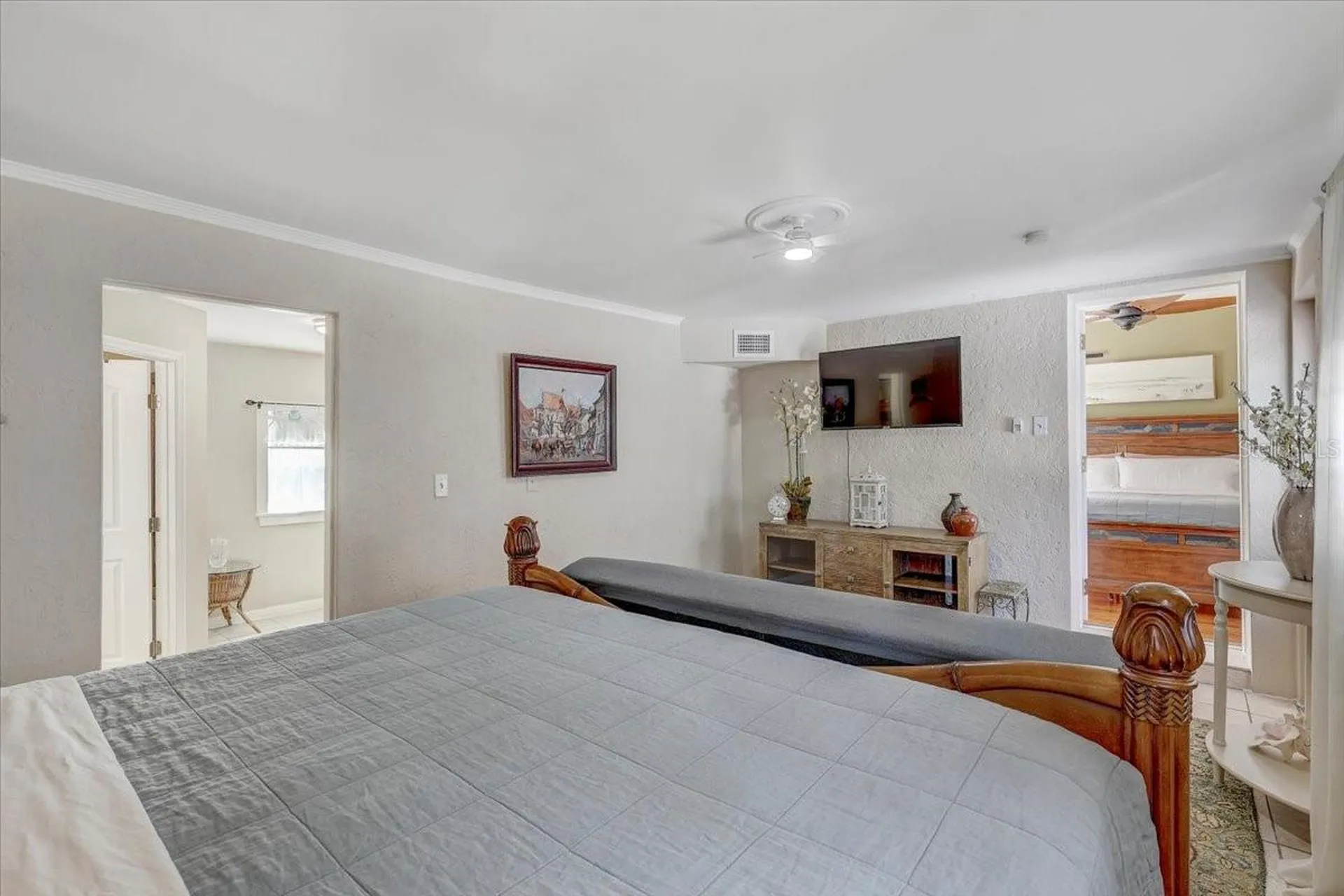325 49th Street N St Petersburg FL 33710