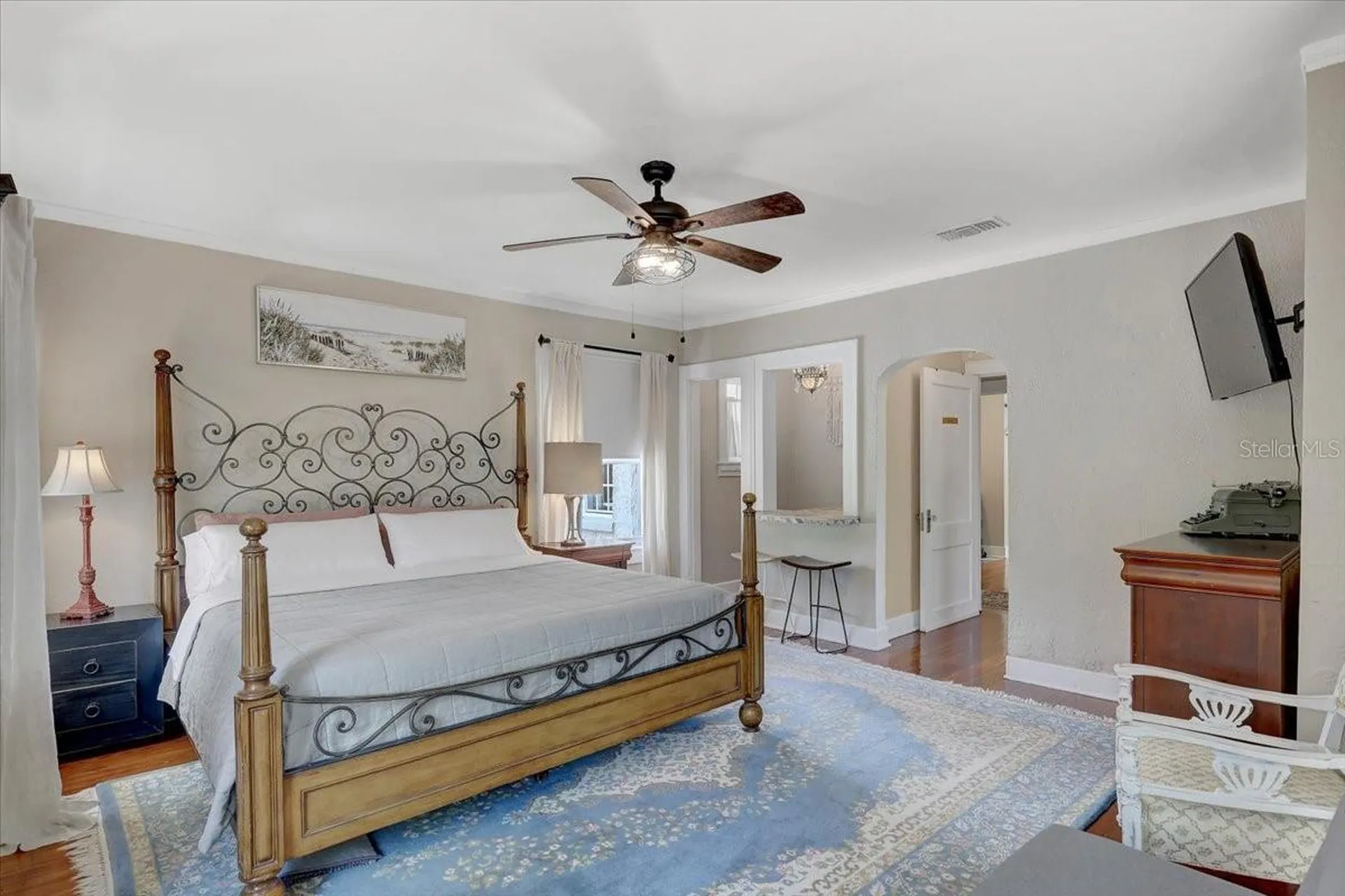 325 49th Street N St Petersburg FL 33710