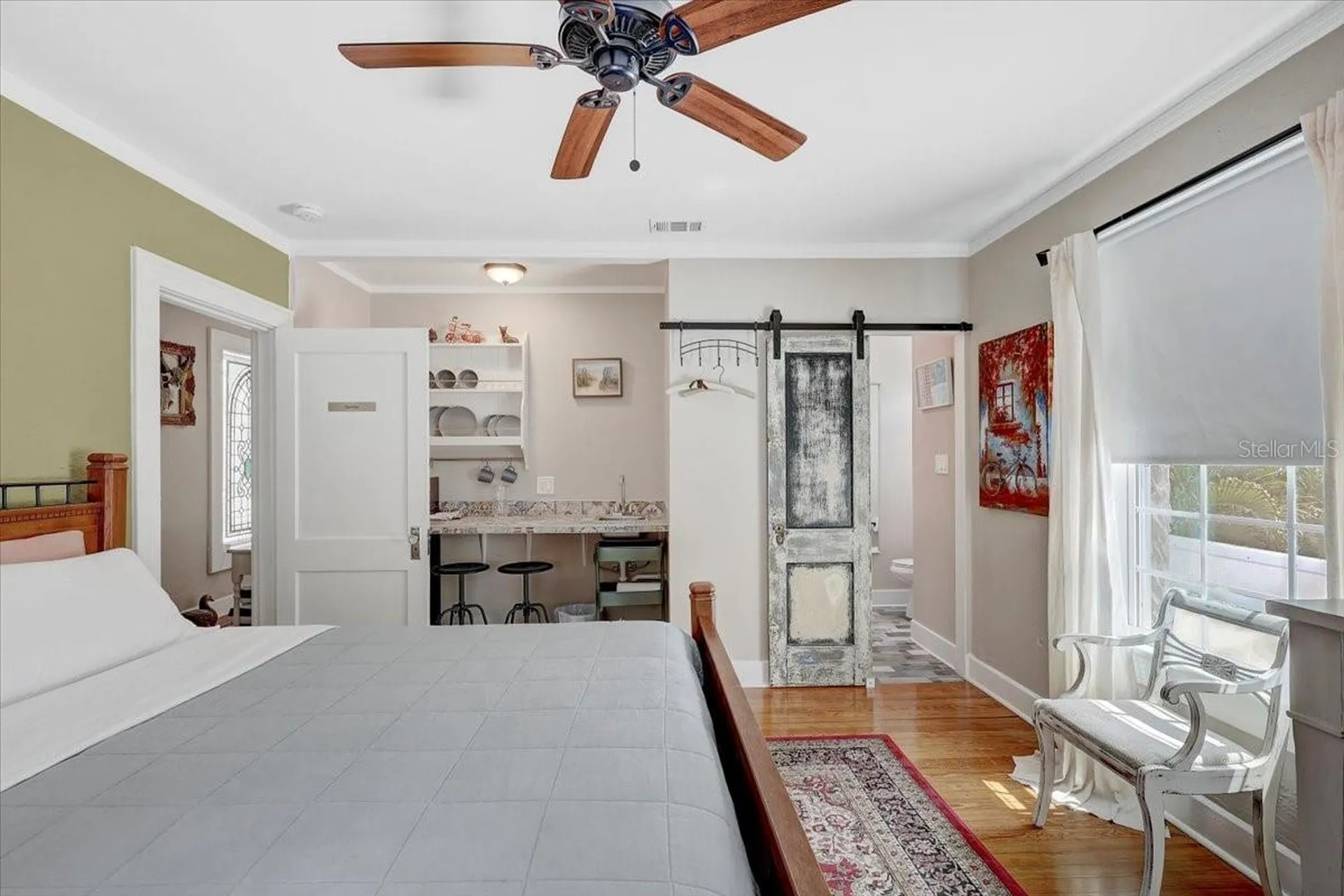 325 49th Street N St Petersburg FL 33710
