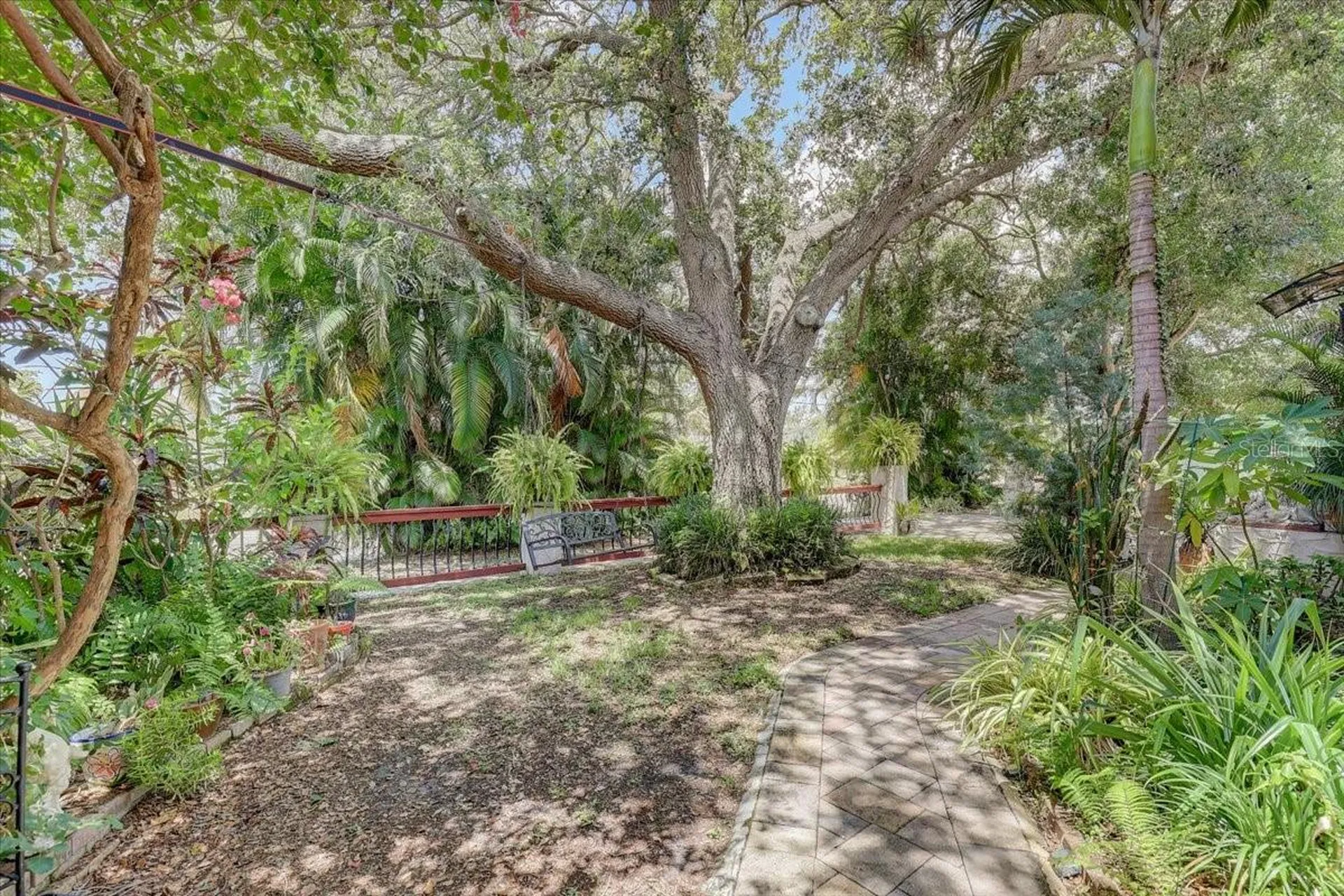 325 49th Street N St Petersburg FL 33710