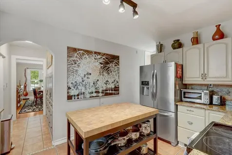325 49th Street N St Petersburg FL 33710