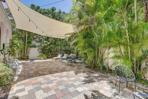 325 49th Street N St Petersburg FL 33710