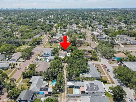 325 49th Street N St Petersburg FL 33710