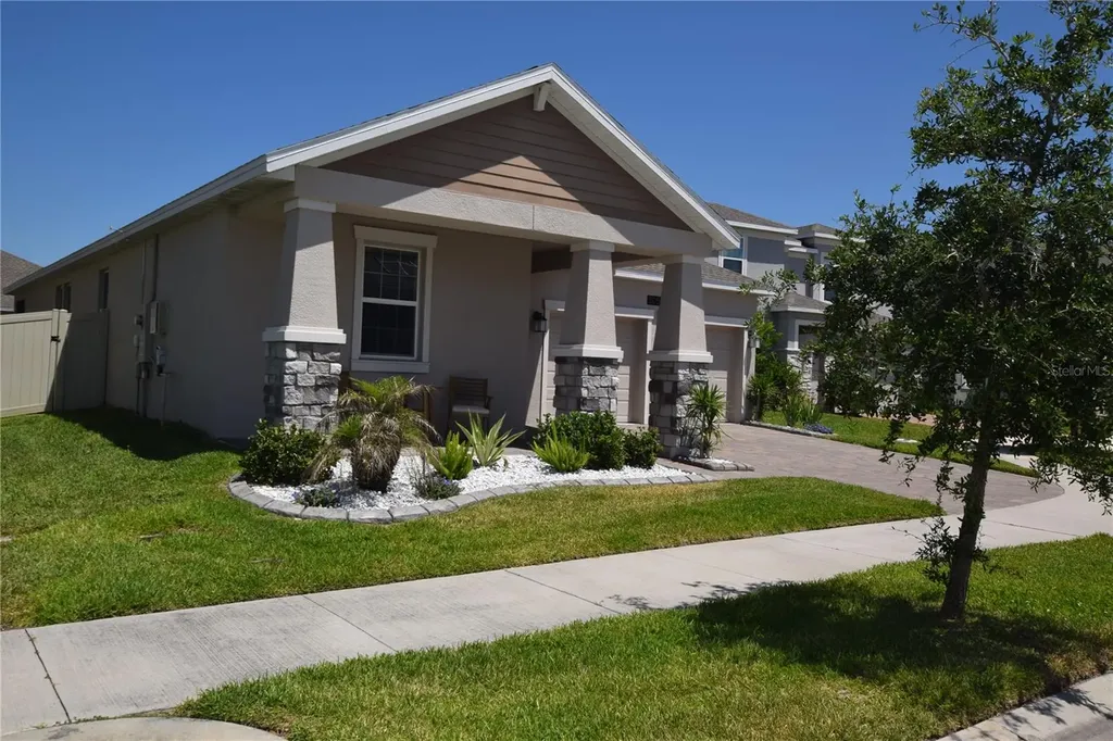 5055 Hatchineha Court St Cloud FL 34772