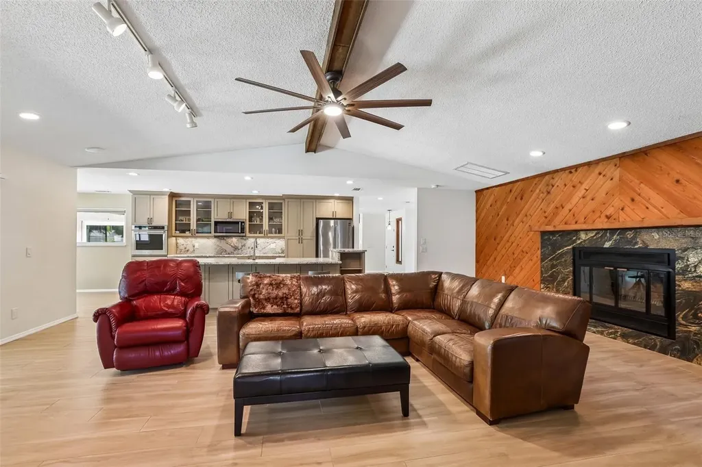 2424 Sundancer Drive Clearwater FL 33759