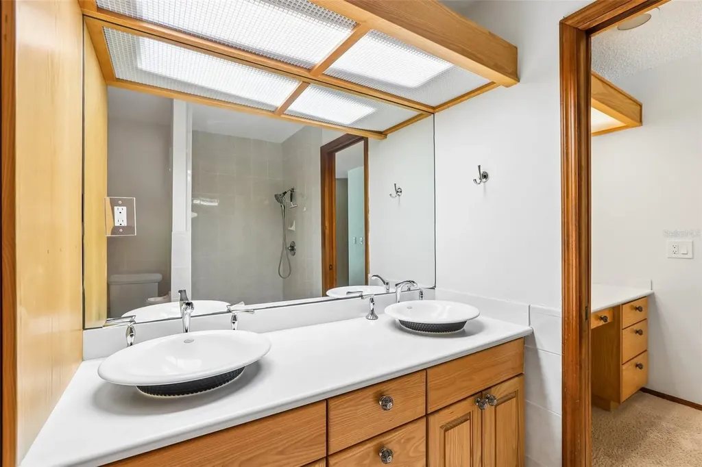 2424 Sundancer Drive Clearwater FL 33759