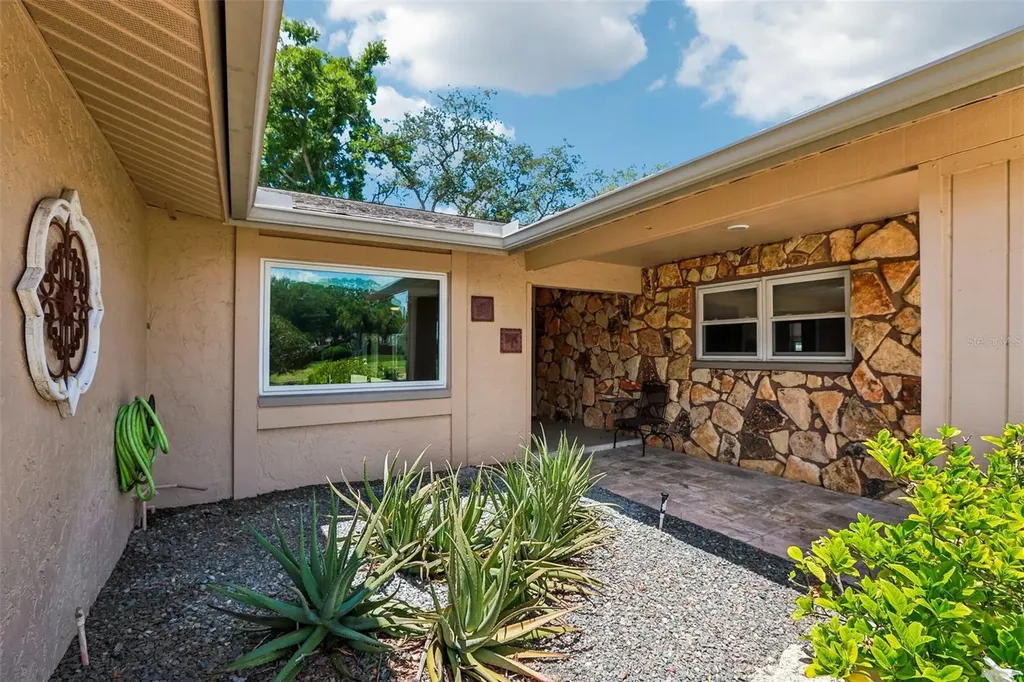 2424 Sundancer Drive Clearwater FL 33759