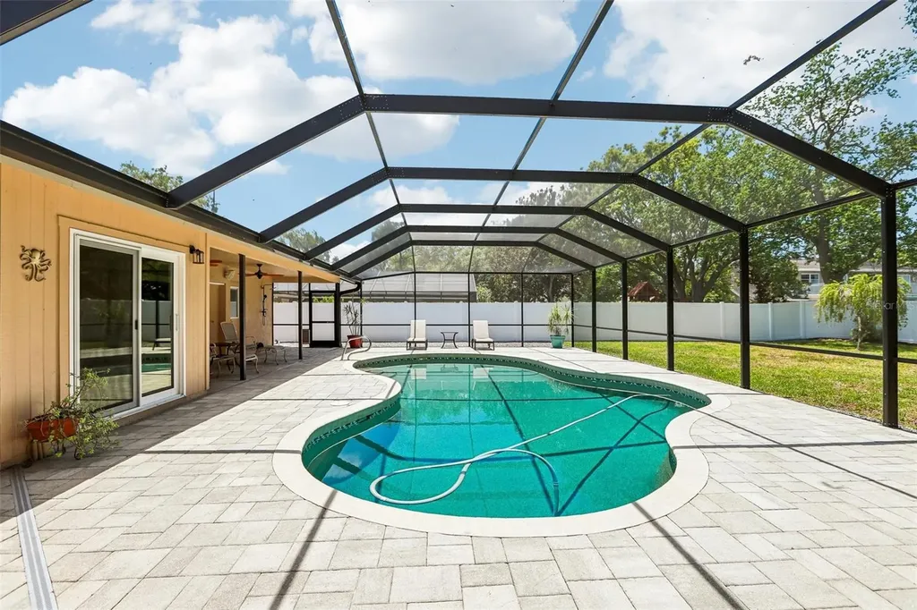 2424 Sundancer Drive Clearwater FL 33759