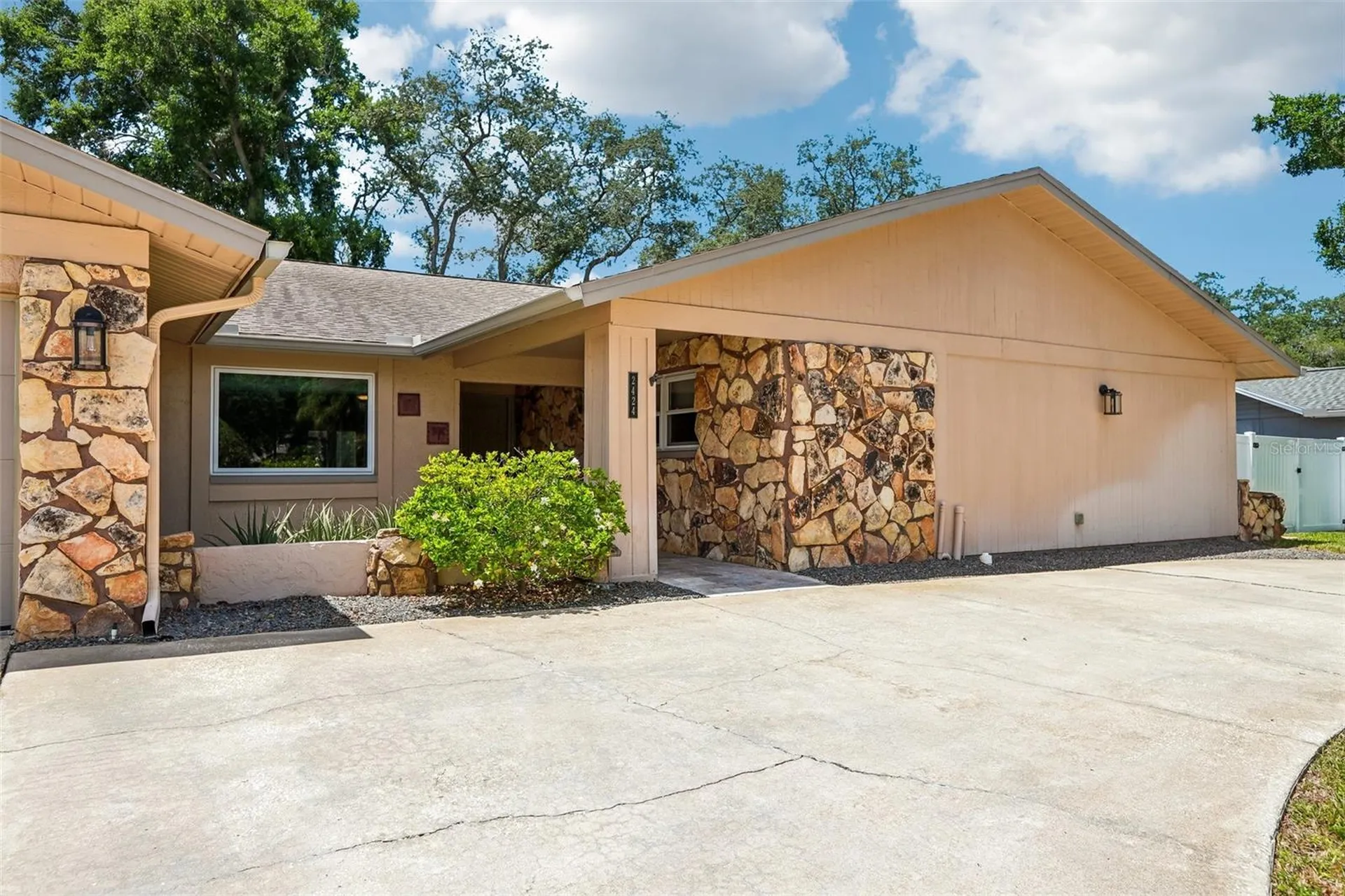 2424 Sundancer Drive Clearwater FL 33759