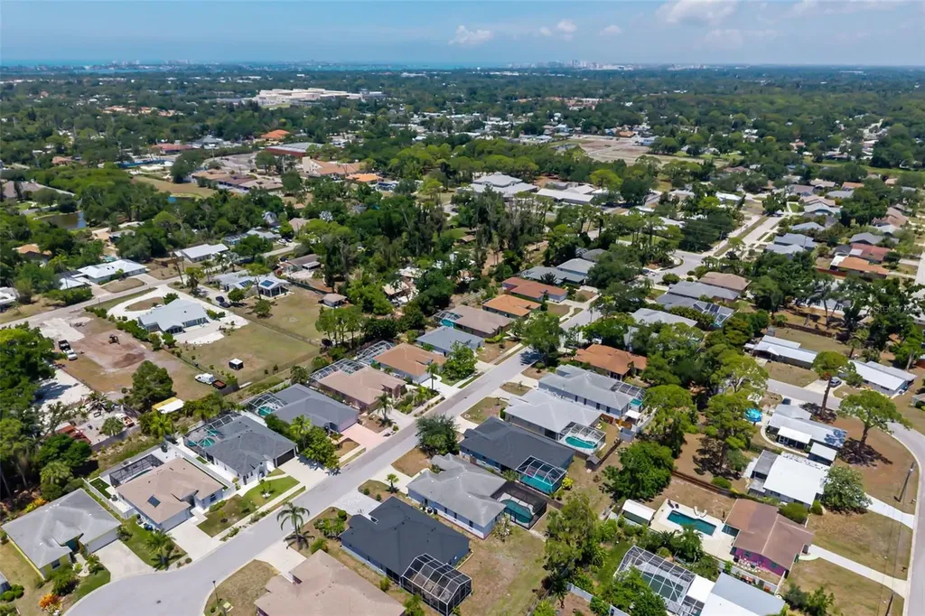 5370 Matthew Court Sarasota FL 34231