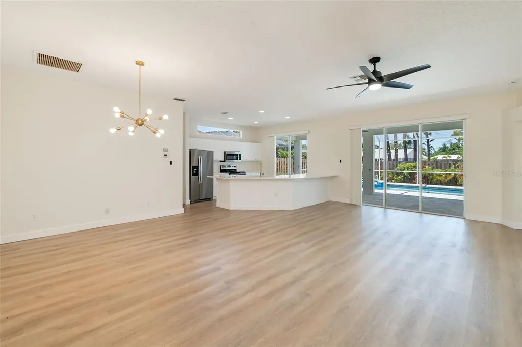 5370 Matthew Court Sarasota FL 34231