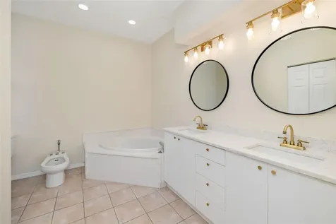 5370 Matthew Court Sarasota FL 34231