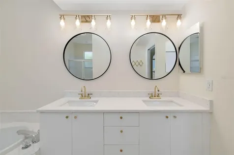 5370 Matthew Court Sarasota FL 34231