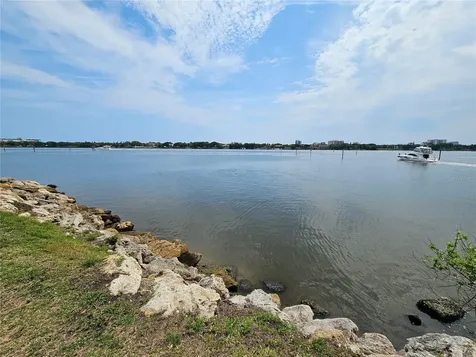 632 Marina Point Drive Daytona Beach FL 32114