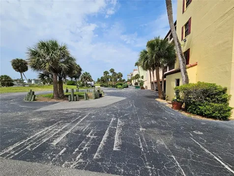 632 Marina Point Drive Daytona Beach FL 32114