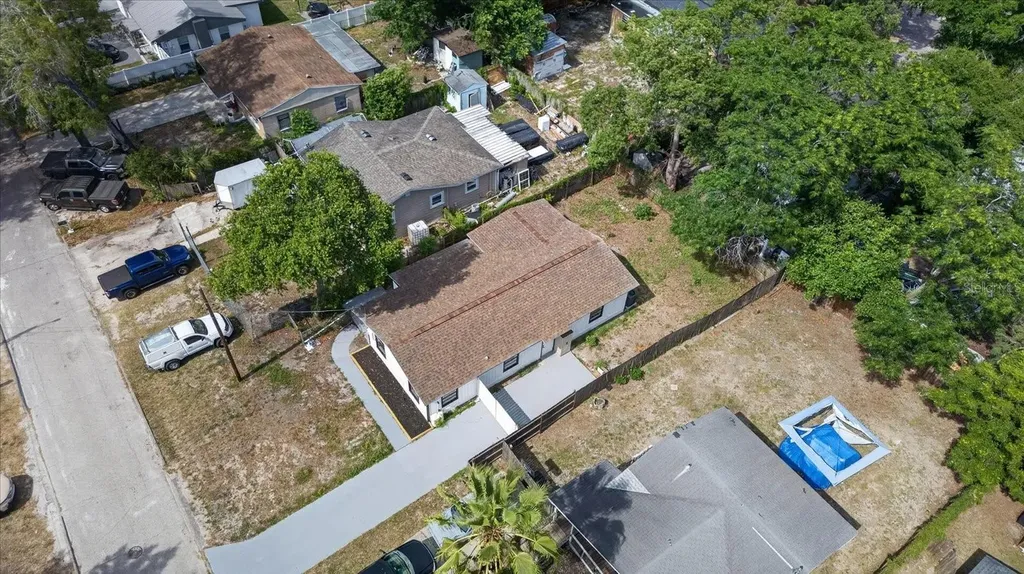 9405 N Mary Avenue Tampa FL 33612