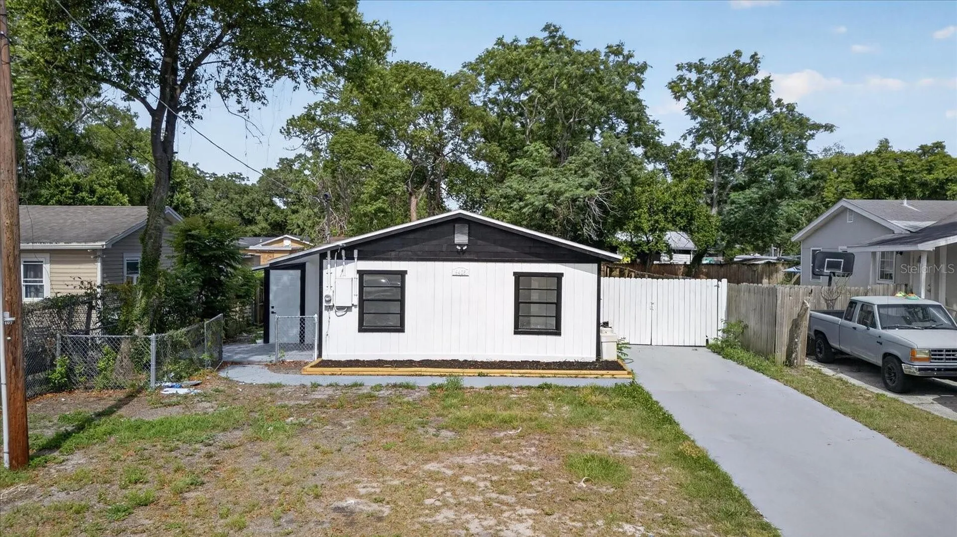 9405 N Mary Avenue Tampa FL 33612