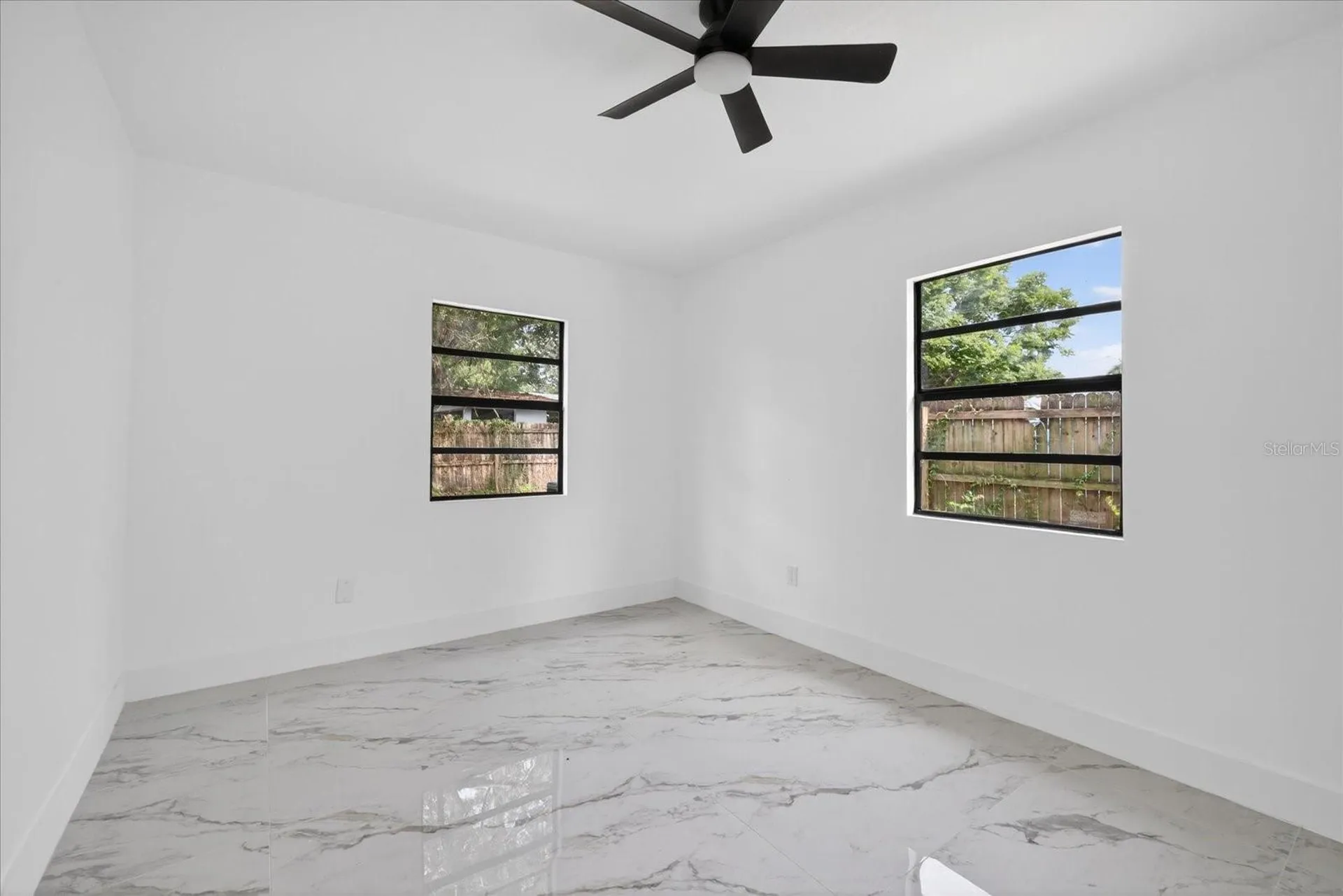 9405 N Mary Avenue Tampa FL 33612