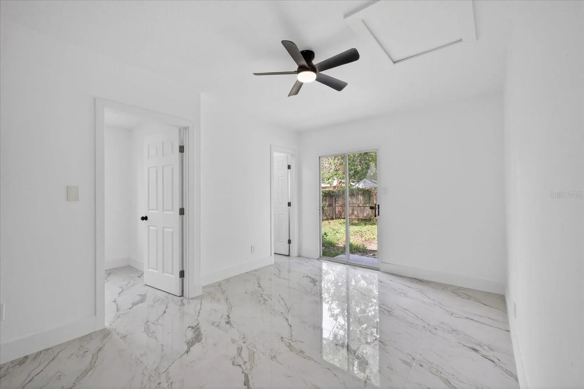 9405 N Mary Avenue Tampa FL 33612