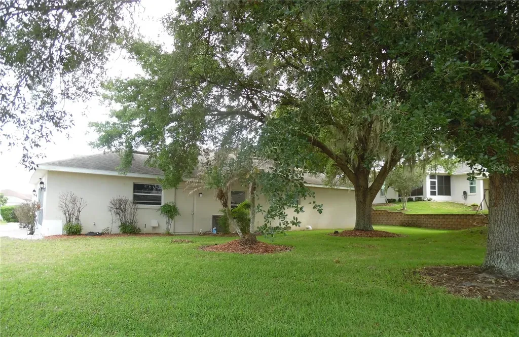 4841 Glen Coe Street Leesburg FL 34748