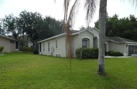 4841 Glen Coe Street Leesburg FL 34748