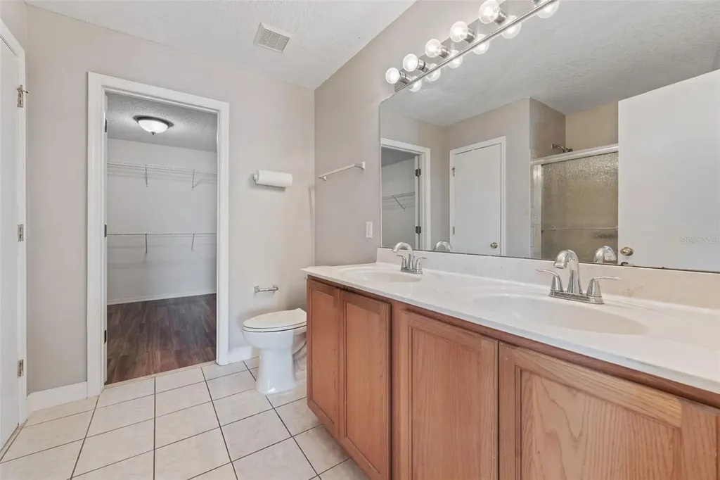 831 Neptune Pointe Lane Kissimmee FL 34744