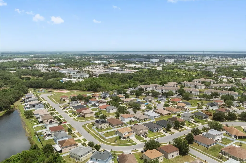 831 Neptune Pointe Lane Kissimmee FL 34744