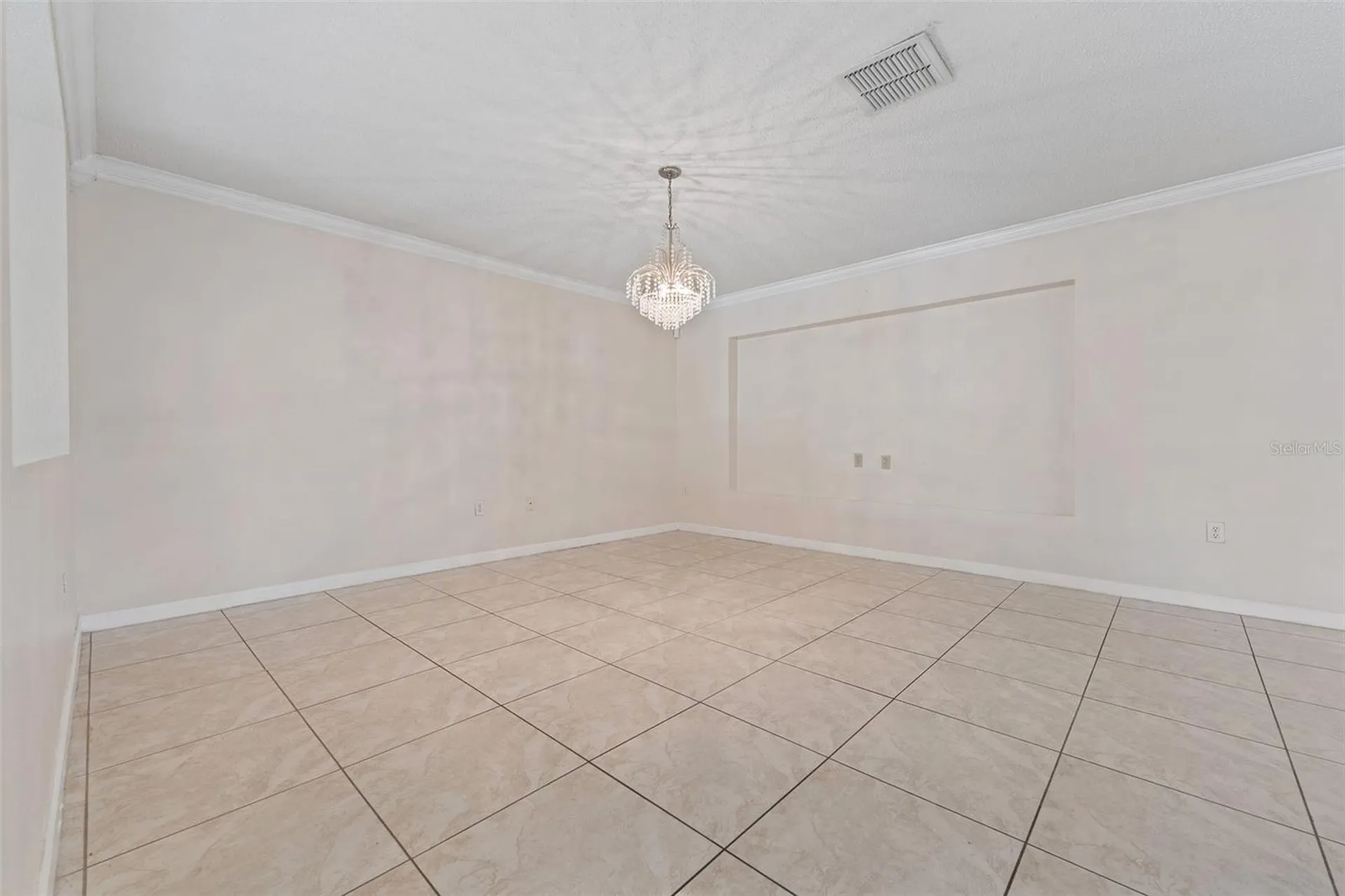 831 Neptune Pointe Lane Kissimmee FL 34744