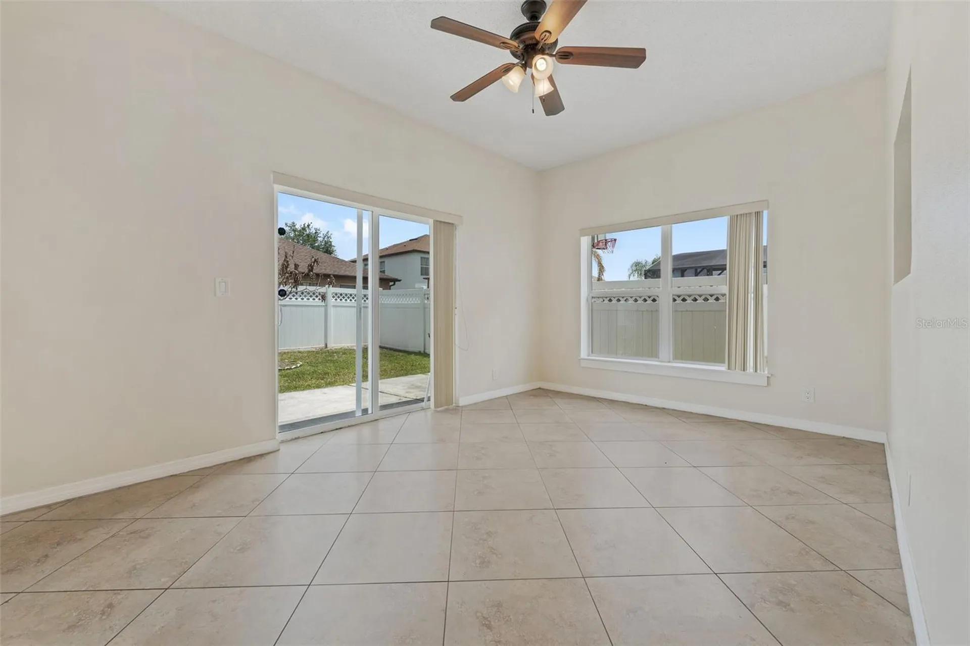 831 Neptune Pointe Lane Kissimmee FL 34744