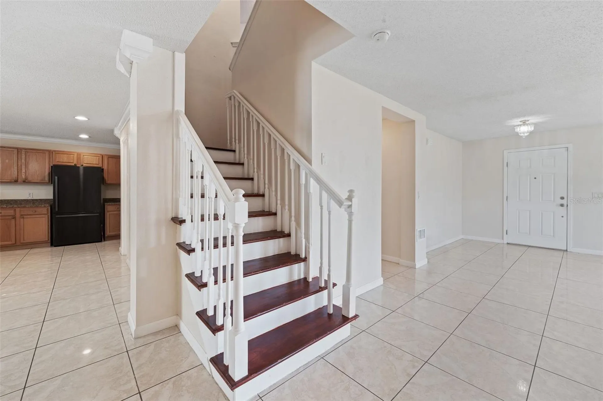831 Neptune Pointe Lane Kissimmee FL 34744