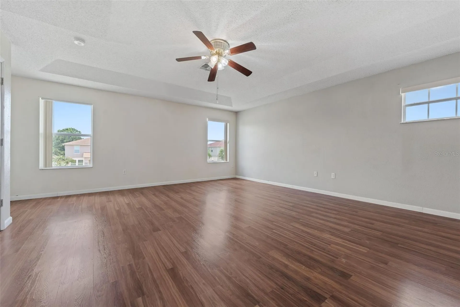 831 Neptune Pointe Lane Kissimmee FL 34744
