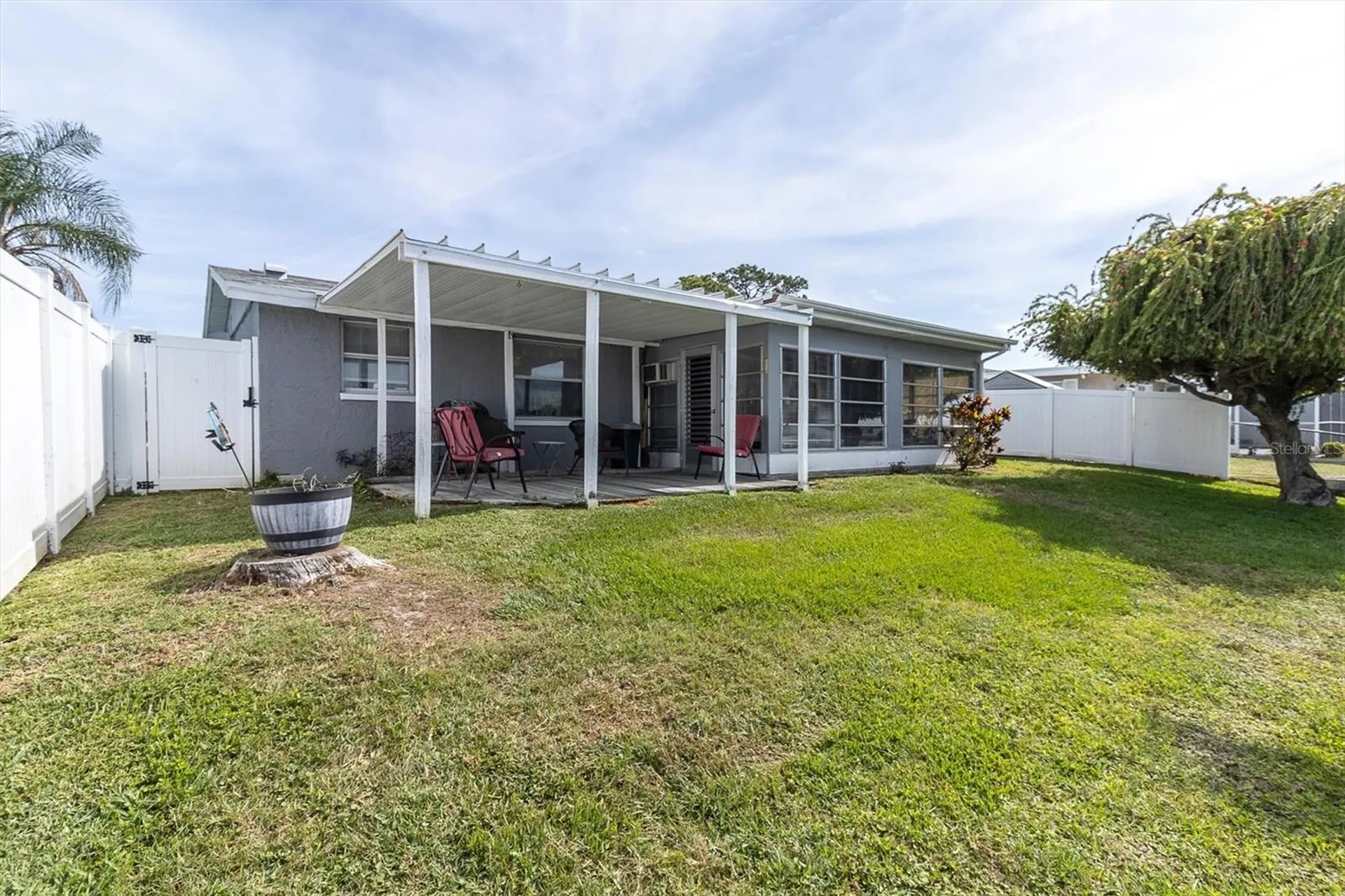4230 Sunray Drive Holiday FL 34691