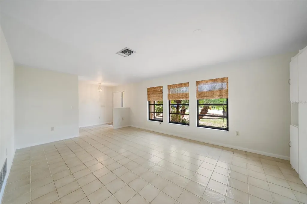 4954 Candlebush Circle Sarasota FL 34241