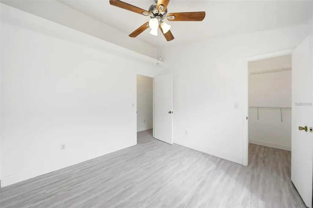 7151 Edgewater Shores Court Orlando FL 32810