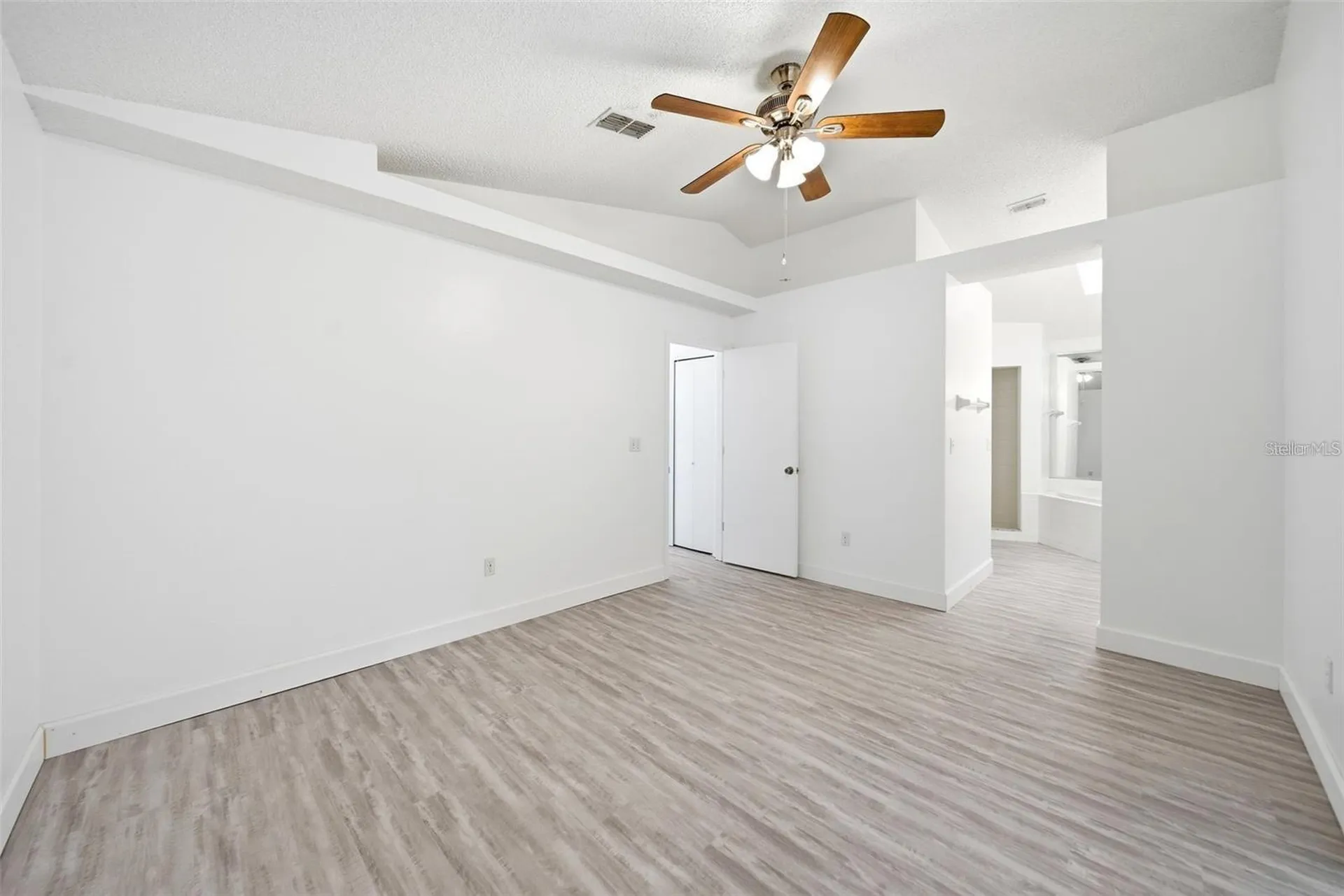 7151 Edgewater Shores Court Orlando FL 32810