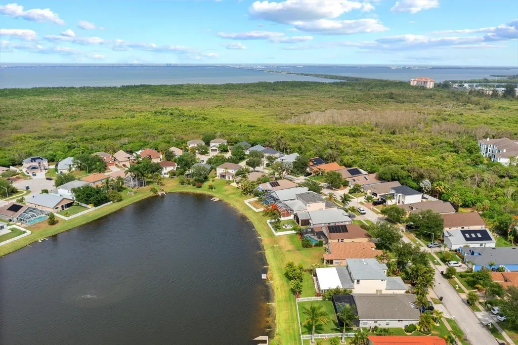735 NE Addison Drive St Petersburg FL 33716