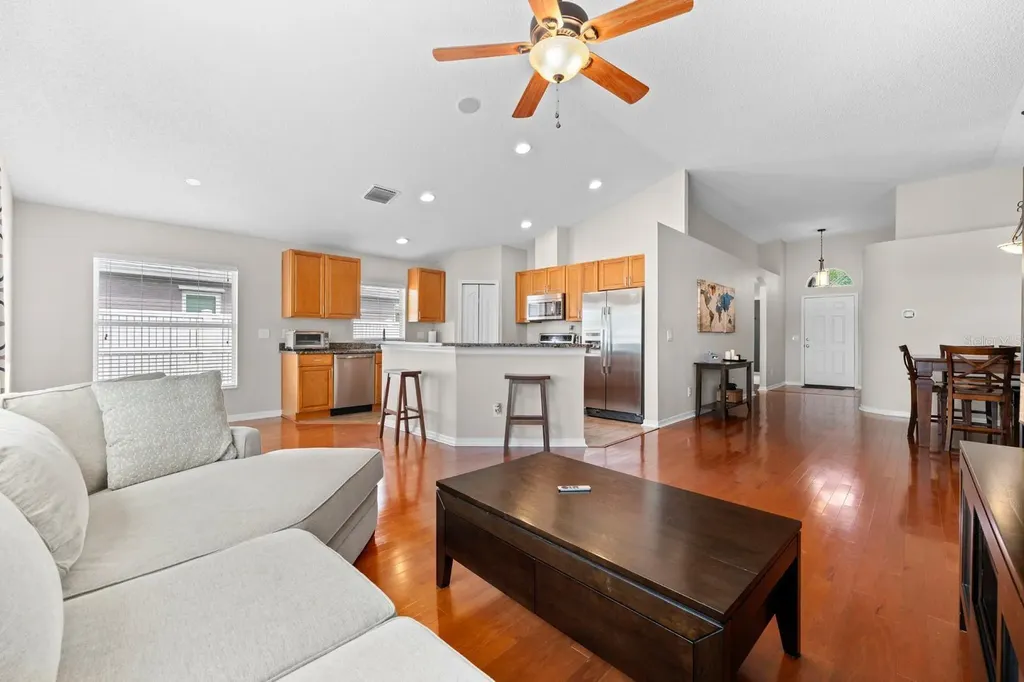 735 NE Addison Drive St Petersburg FL 33716