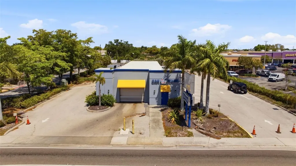 3821 Cleveland Avenue Fort Myers FL 33901