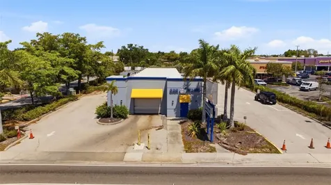 3821 Cleveland Avenue Fort Myers FL 33901