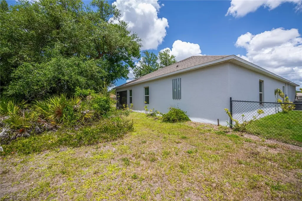 640 Encarnacion Street Punta Gorda FL 33983