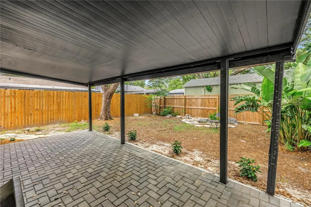 5034 2nd Avenue S St Petersburg FL 33707