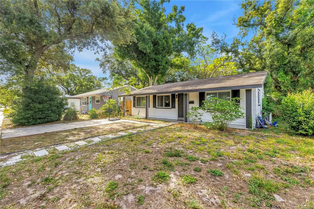 5034 2nd Avenue S St Petersburg FL 33707