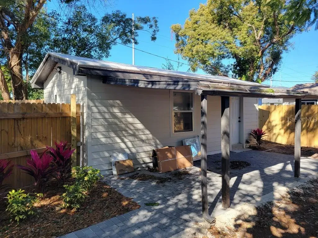 5034 2nd Avenue S St Petersburg FL 33707