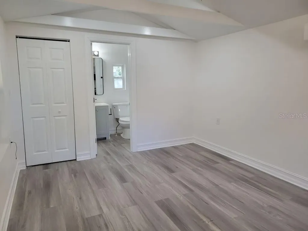 5034 2nd Avenue S St Petersburg FL 33707