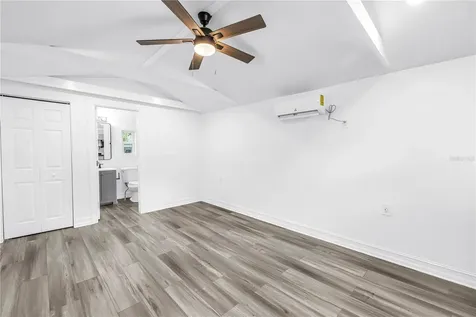 5034 2nd Avenue S St Petersburg FL 33707