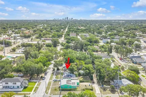 5034 2nd Avenue S St Petersburg FL 33707