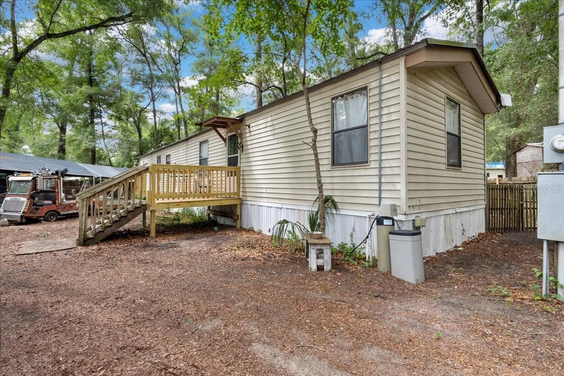 901 NE 11th Avenue Trenton FL 32693