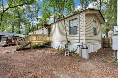 901 NE 11th Avenue Trenton FL 32693