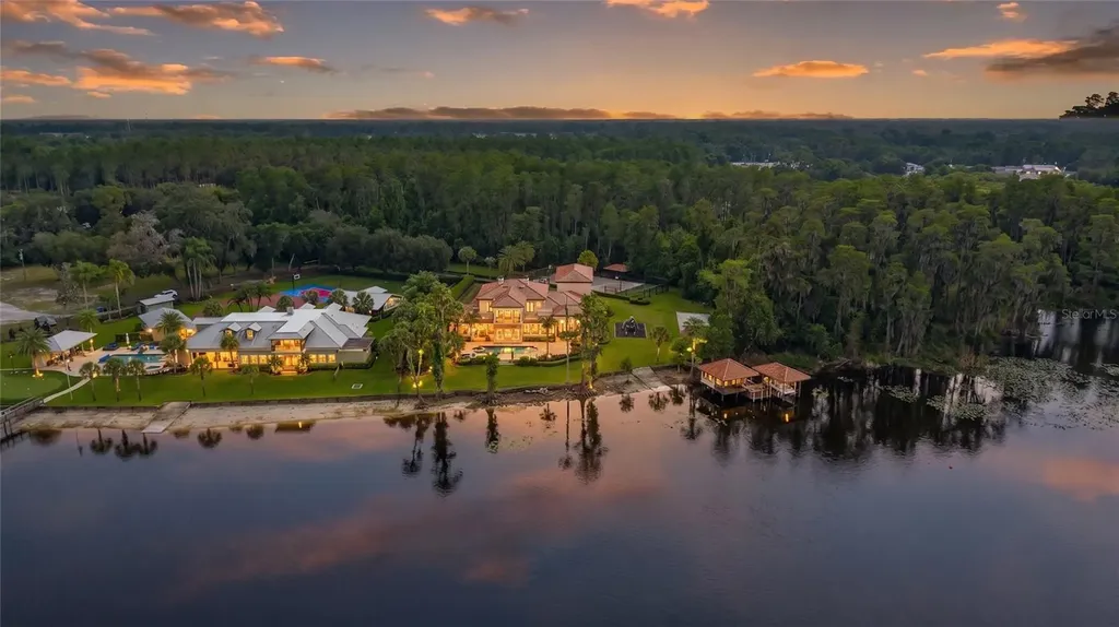 216 Lake Brant Drive Lutz FL 33548